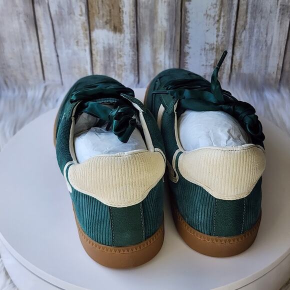 NEW - Dolce Vita Women's Notice Low-Profile Lace-Up Sneakers - Size 8.5 - Picture 3 of 9